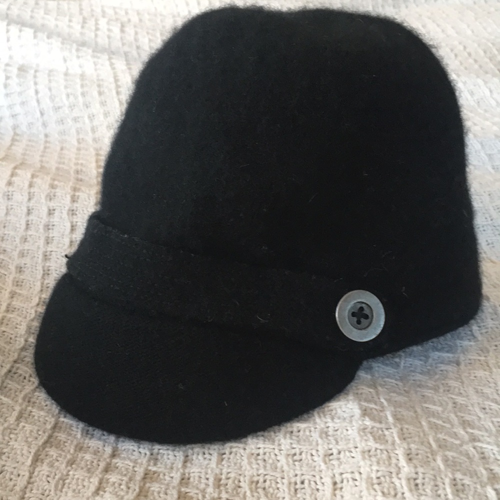REI wool brimmed hat